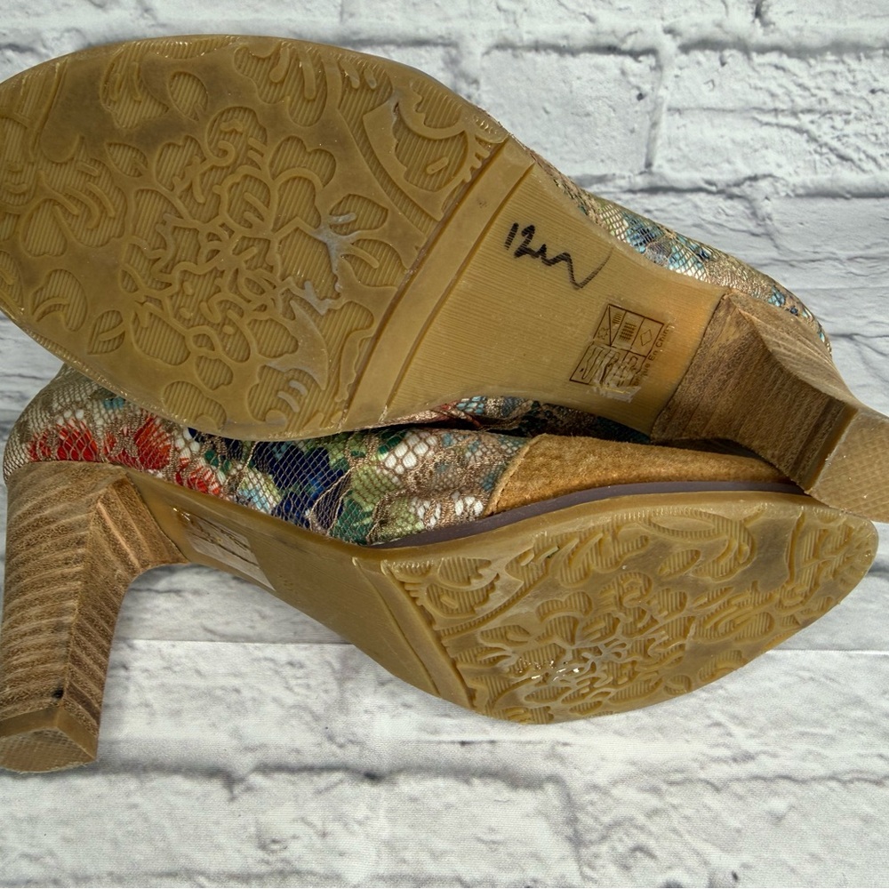 L’Artiste Spring Step Lace & Suede heeled Boots Size 36 US 6 side zip closure EC - Picture 6 of 9